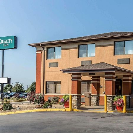 Quality Inn At Collins Road - Cedar Rapids Dış mekan fotoğraf